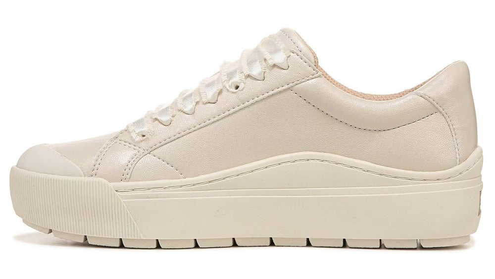 Dr. Scholl's Women's Time Off Lace Up Sneaker