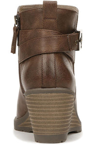 Dr. Scholl's Womens Camille Wedge Ankle Boot