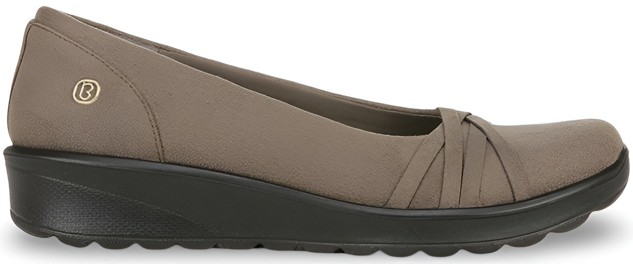Bzees Womens Goody Slip-On Ballet Flats