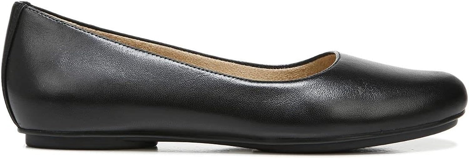 Naturalizer Women's Maxwell Round Toe Slip-On Ballet Flats