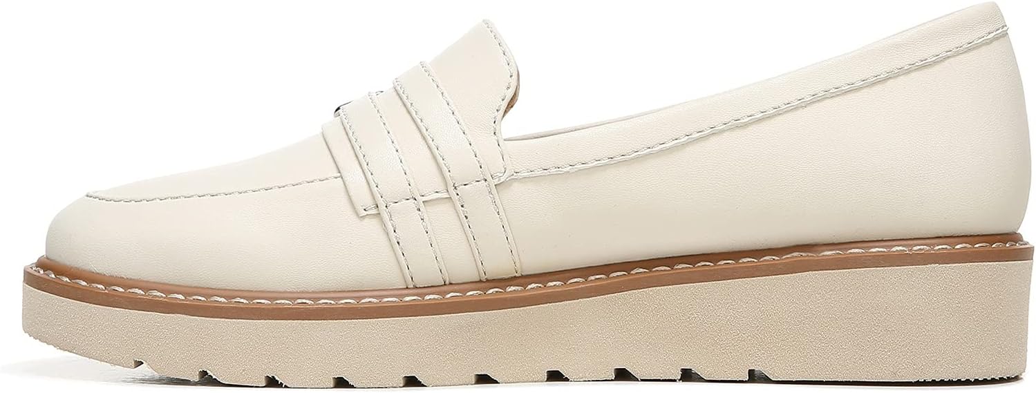 Naturalizer Women's Eiffel Slip On Lug Sole Loafer