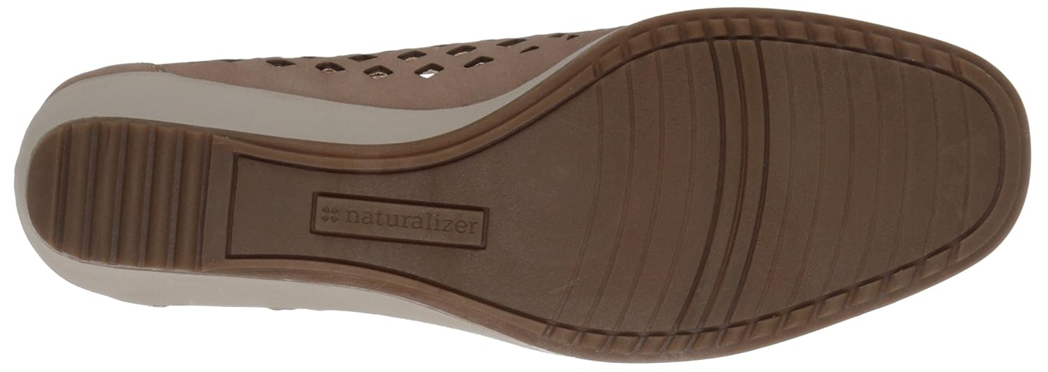 Naturalizer Women's Brelynn Cutout Wedge Pump
