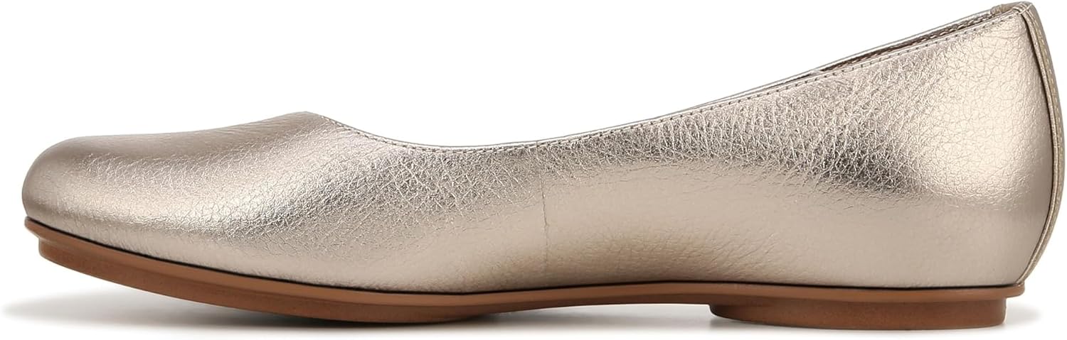 Naturalizer Women's Maxwell Round Toe Slip-On Ballet Flats