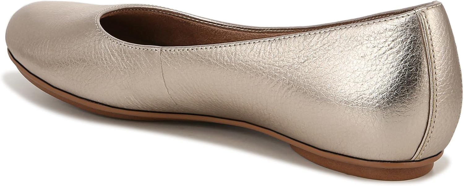 Naturalizer Women's Maxwell Round Toe Slip-On Ballet Flats