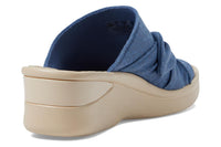 BZees Women's Smile Slide Sandal