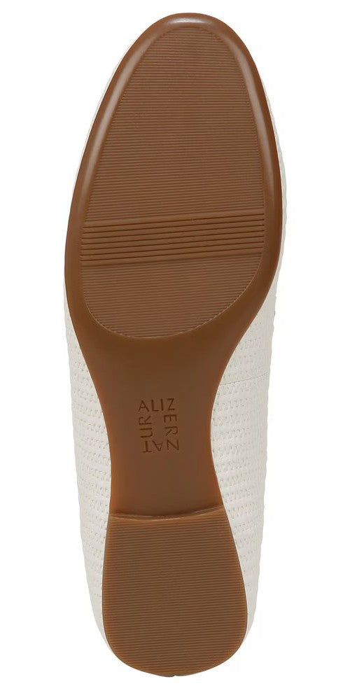 Naturalizer Womens Jemi Chain Detail Slip On Loafer