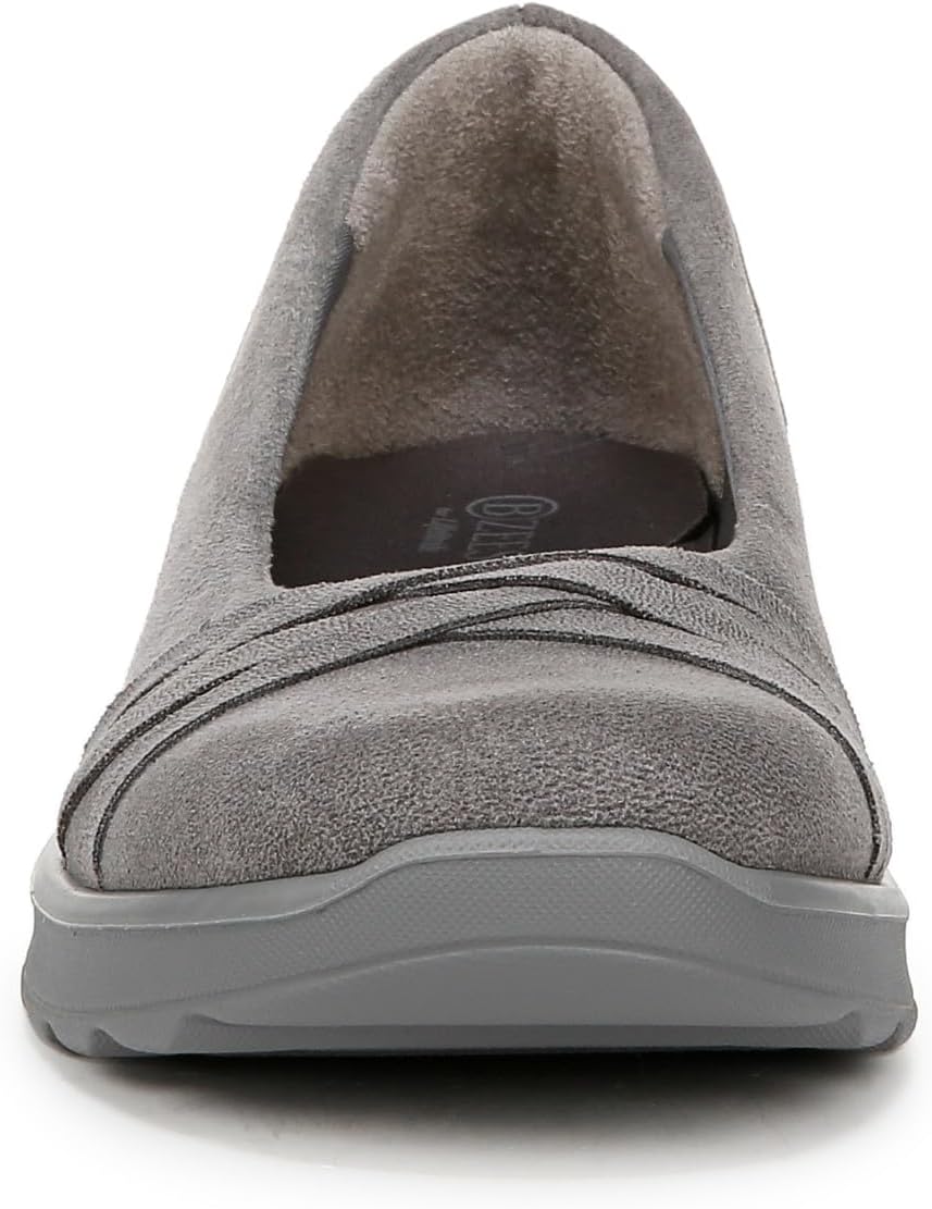 Bzees Womens Goody Slip-On Ballet Flats