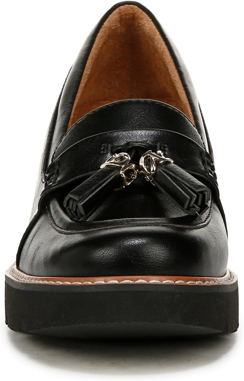 Naturalizer Women's Committed Lug Loafer