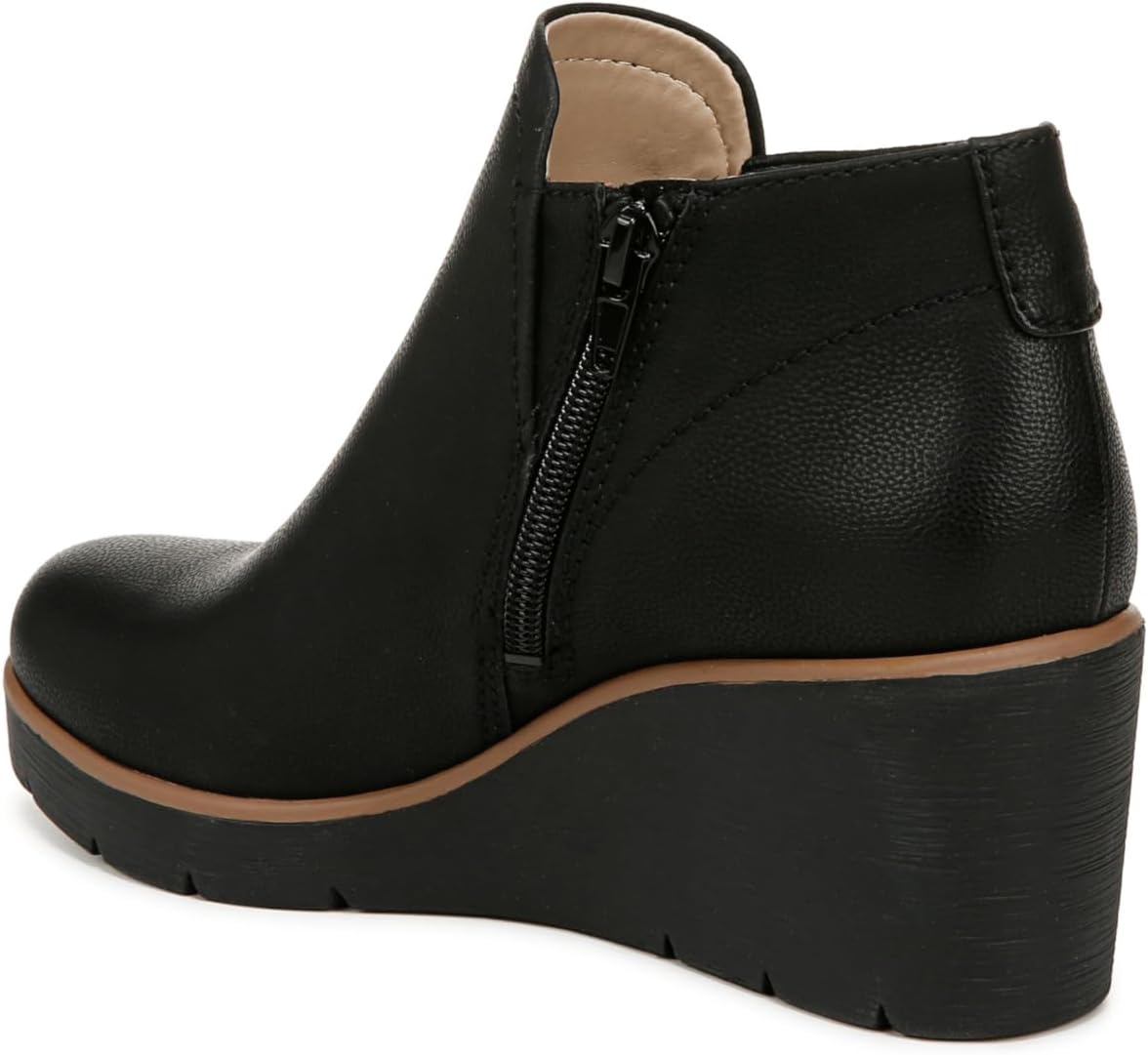 Soul by Naturalizer Women's Affirm Wedge Ankle Boot