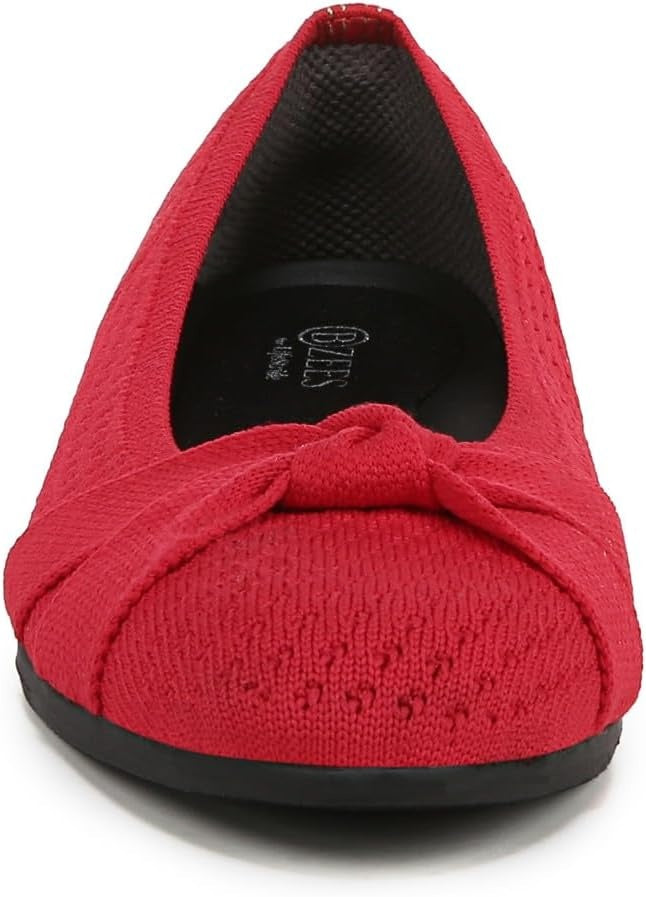 Bzees for LifeStride Women's Kissed Ballet Flat