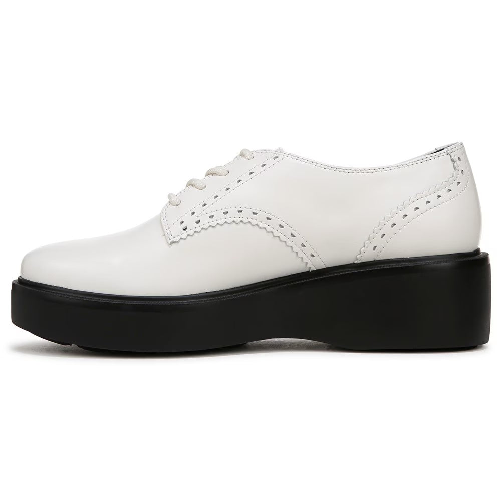 Naturalizer Women's Obtain Lace Up Derby