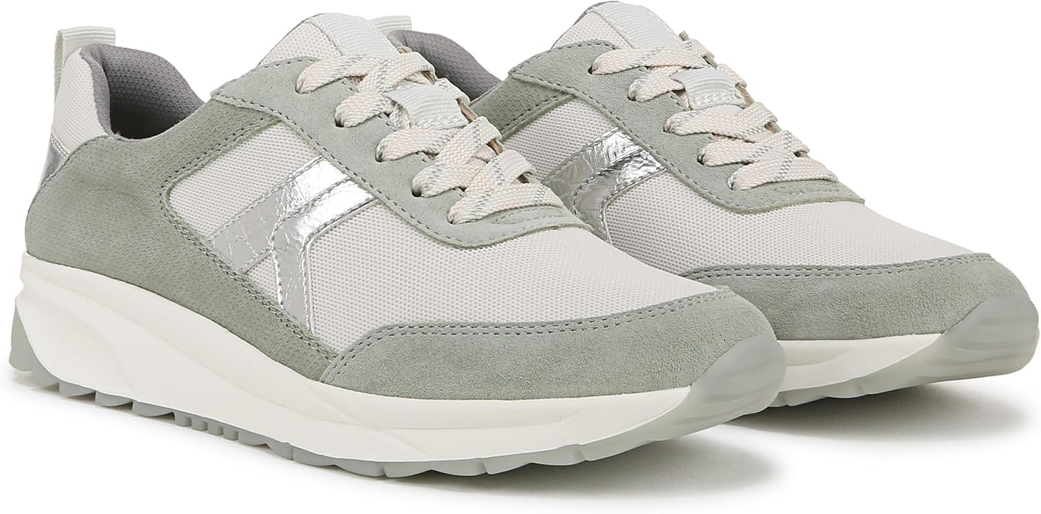 Pistachio Green/White