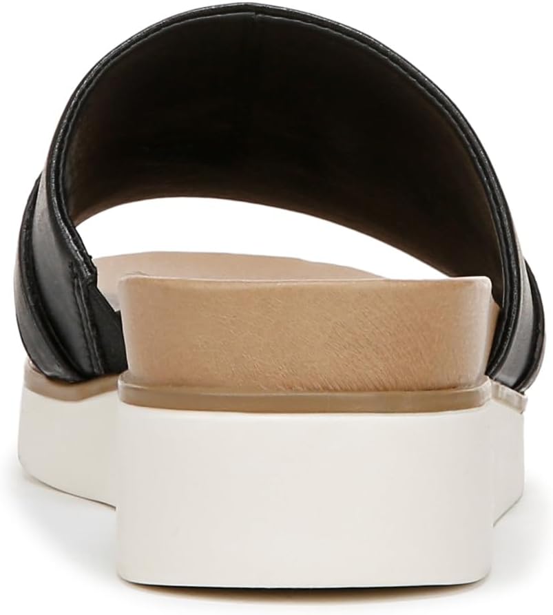 LifeStride Women's Genevieve Flat Sandal