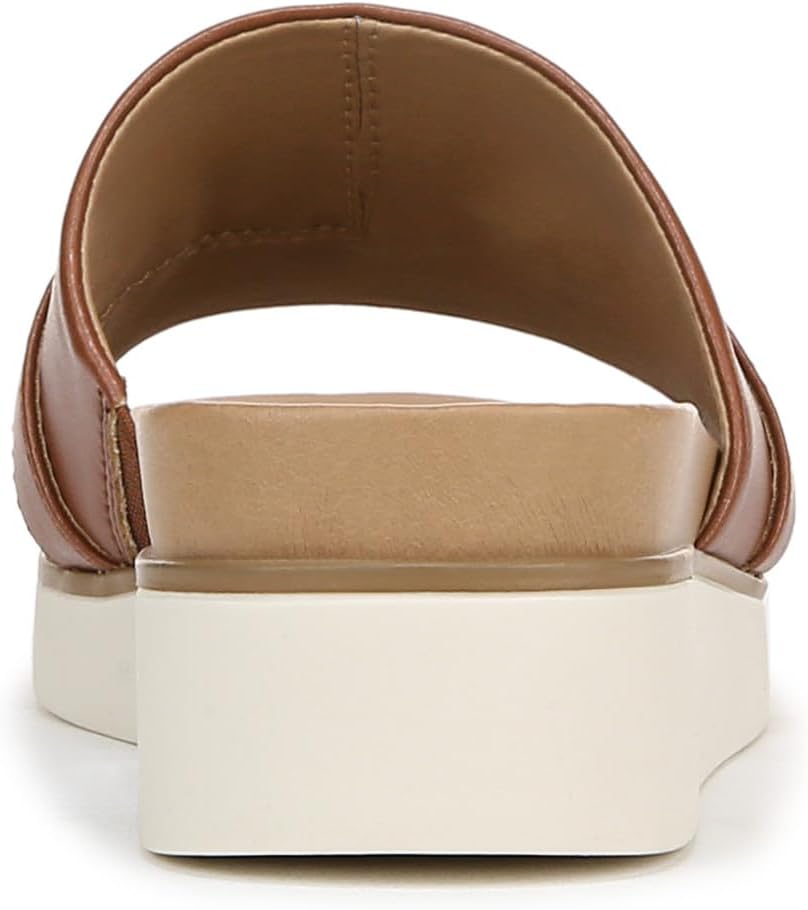 LifeStride Women's Genevieve Flat Sandal