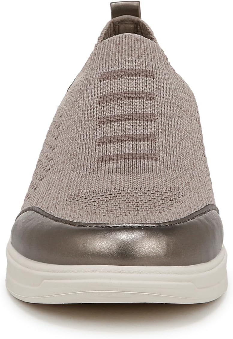LifeStride Women's Timeless Slip On Sneaker