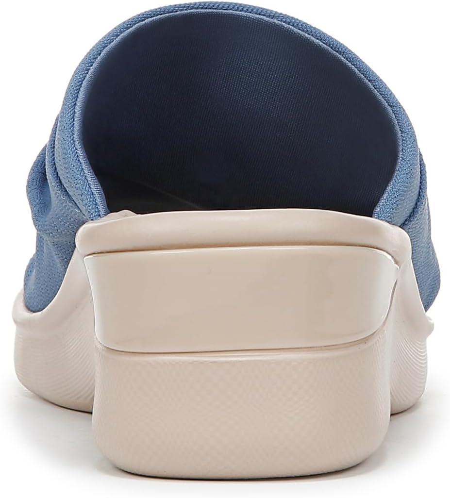 BZees Womens Smile 3 Slide Sandal