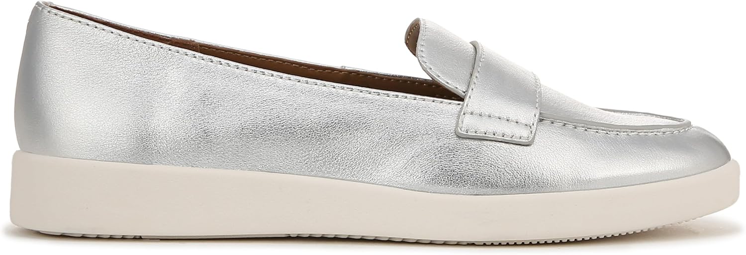Naturalizer Women's Karis Loafer