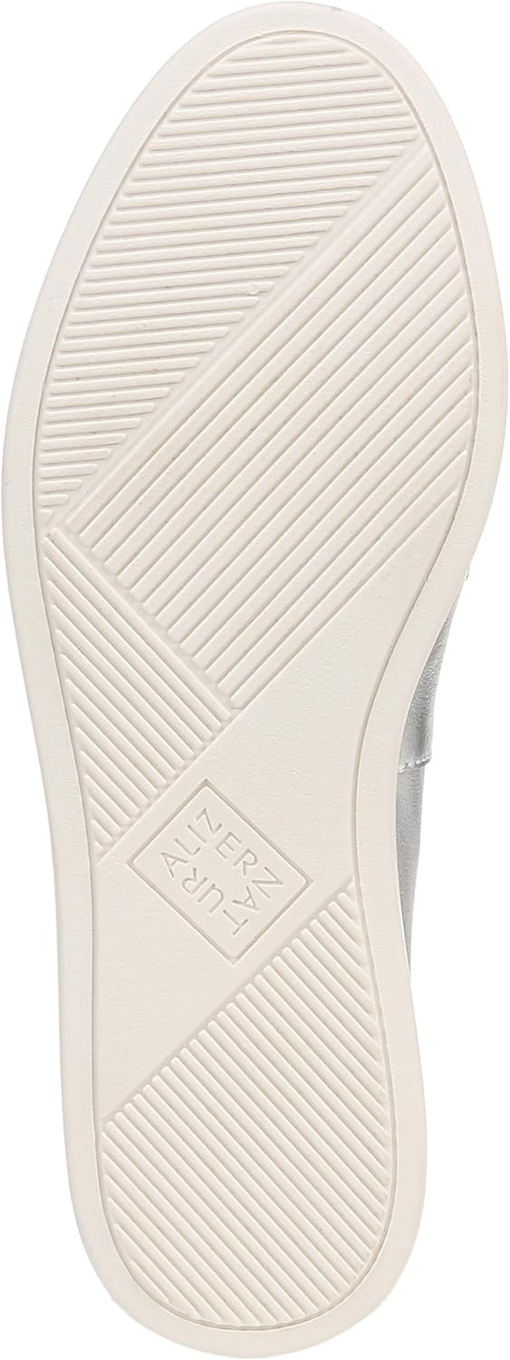 Naturalizer Women's Karis Loafer