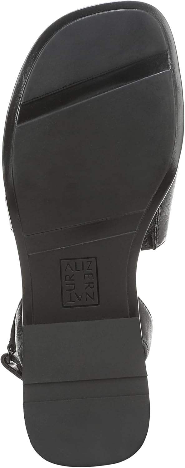 Naturalizer Women's Effie Square Toe Block Heel Flat Sandal