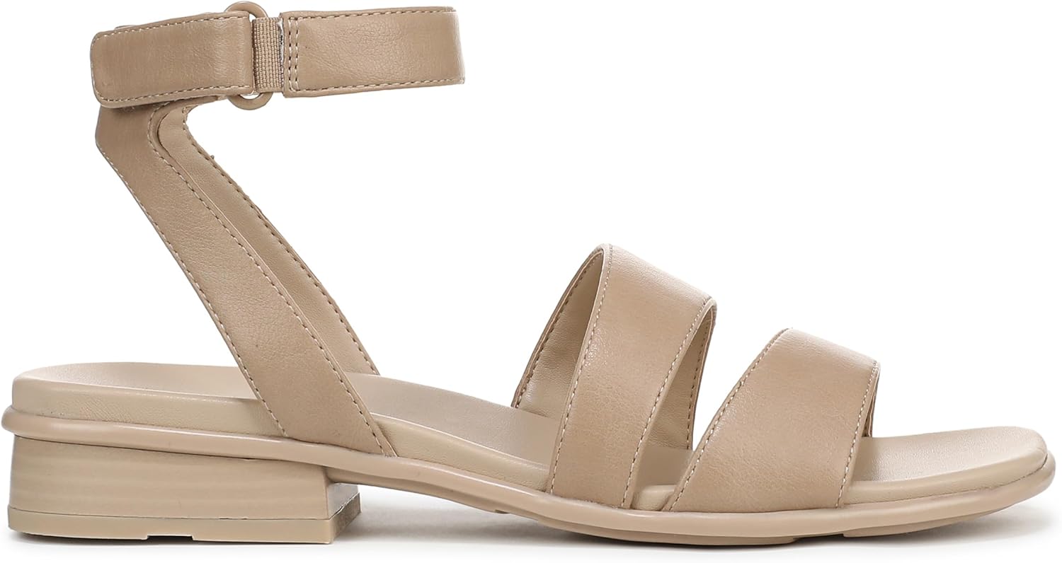 Naturalizer Women's Effie Square Toe Block Heel Flat Sandal