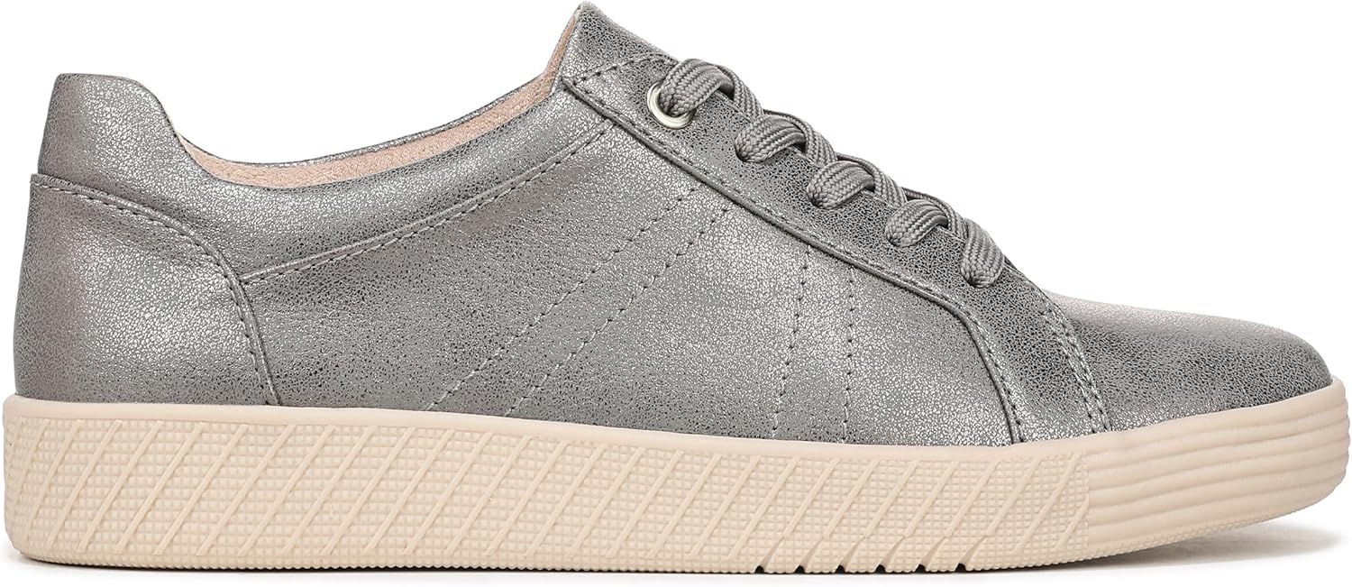 SOUL by Naturalizer Women's Neela Lace Up Sneaker