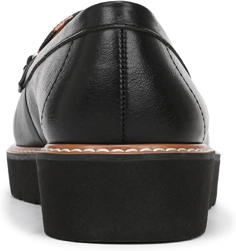 Naturalizer Women's Elin Lug Sole Loafer