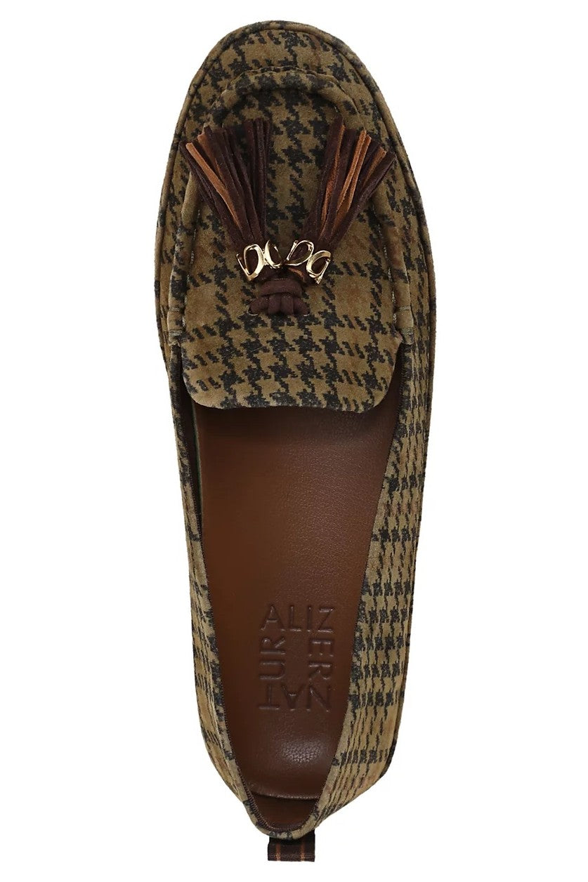 Naturalizer Women's Betsy Tassel Driving Style Loafer