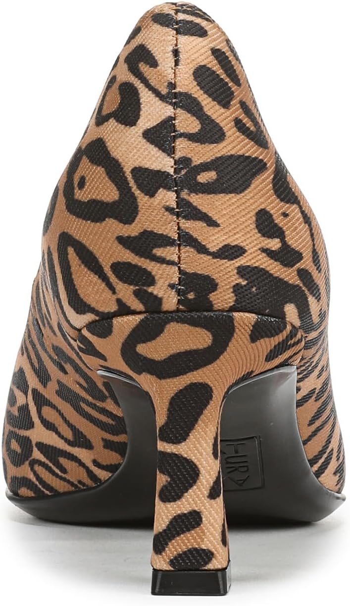 Naturalizer Women's Tylan Pointed Toe Pump