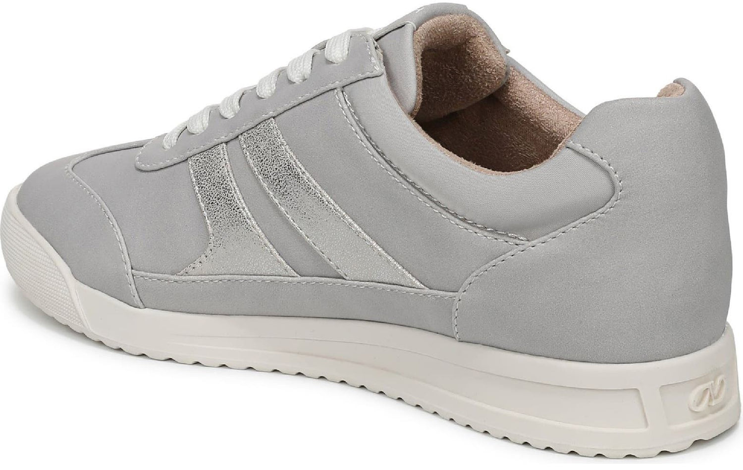 Naturalizer Women's Garnet Sneaker