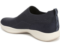 LifeStride Women's Upbeat Slip On Sneaker