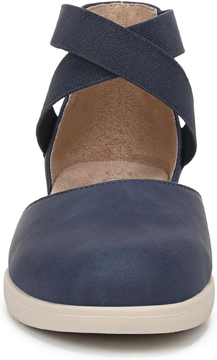 Naturalizer Women's Intro Ankle Strap Flat
