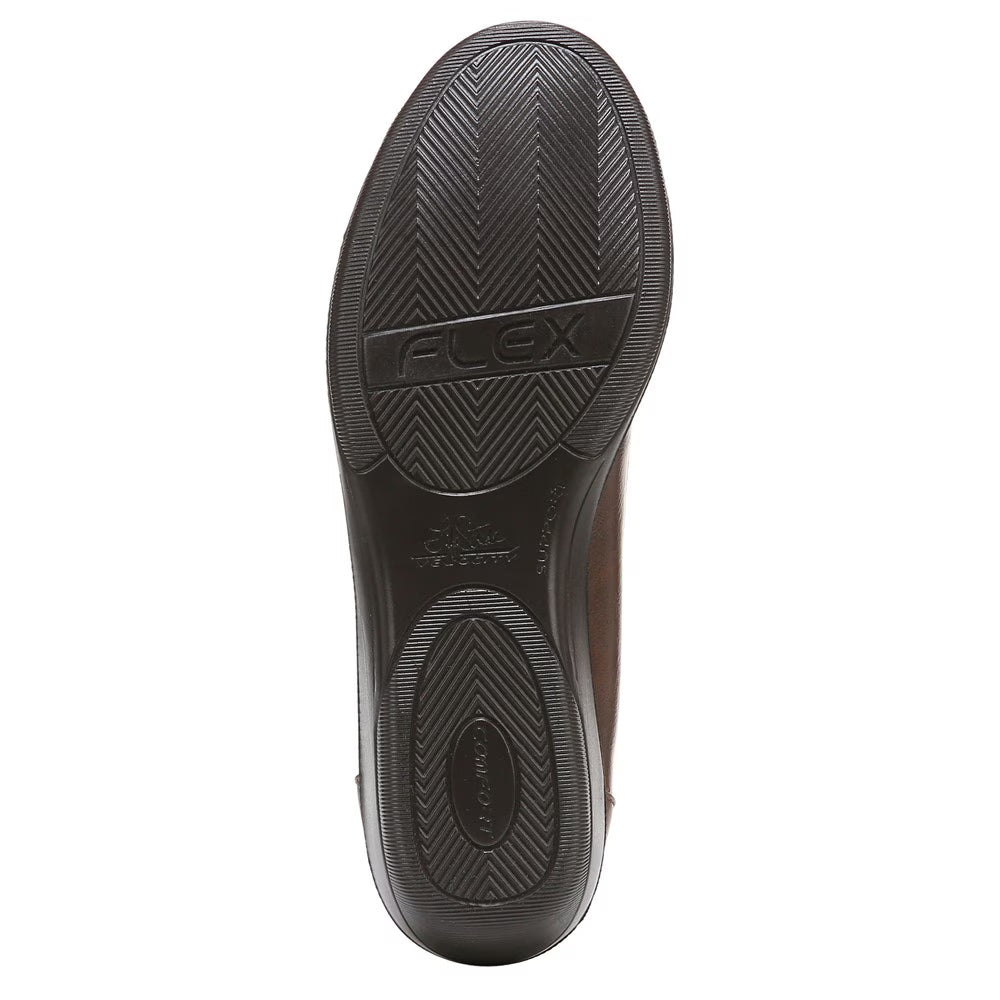 LifeStride Women's Loyal Flats NW/OB