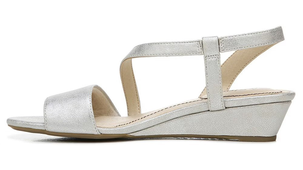 LifeStride women's Yasmine Wedge Sandal