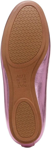 Naturalizer Women's Maxwell Round Toe Slip-On Ballet Flats
