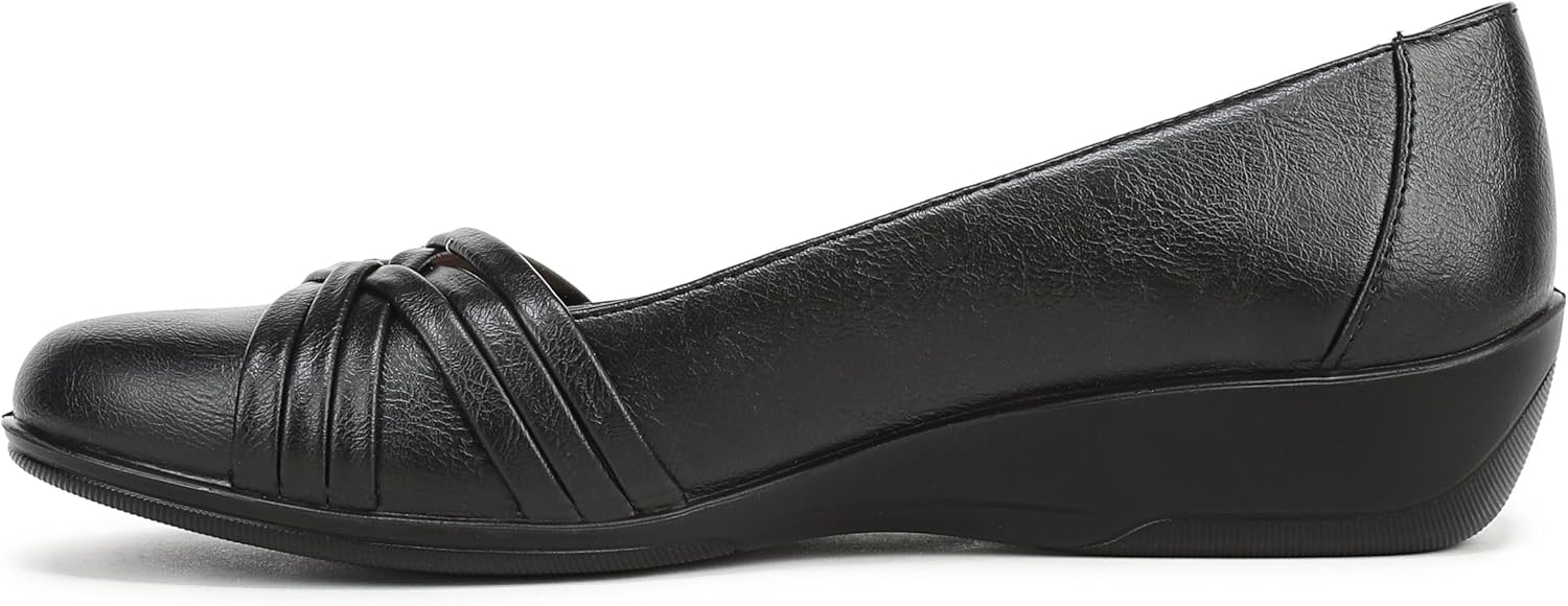 LifeStride Womens Incredible Slip On Ballet Flats