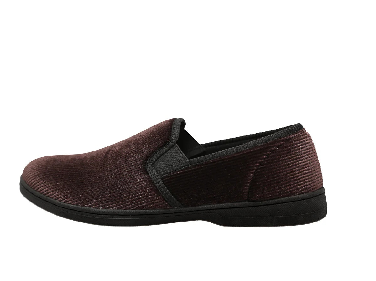 Foam Treads Men's Regal 2 Slippers NW/OB