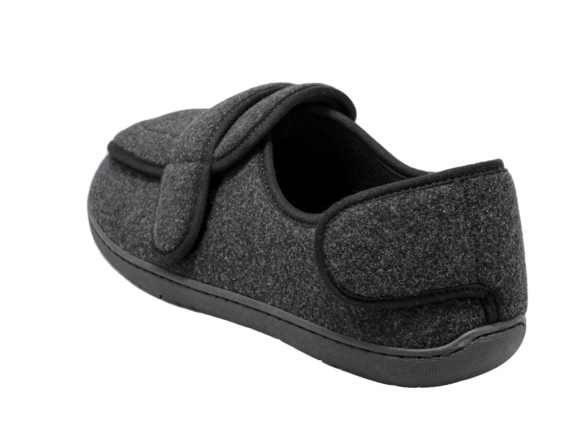 Foam Treads Men's Physician M2 Slippers NW/OB