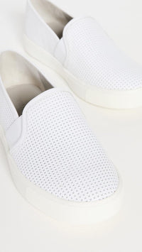 Vince Blair Women's Sneakers NW/OB
