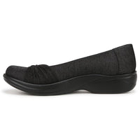 BZees Women's Paige Slip on Loafer NW/OB