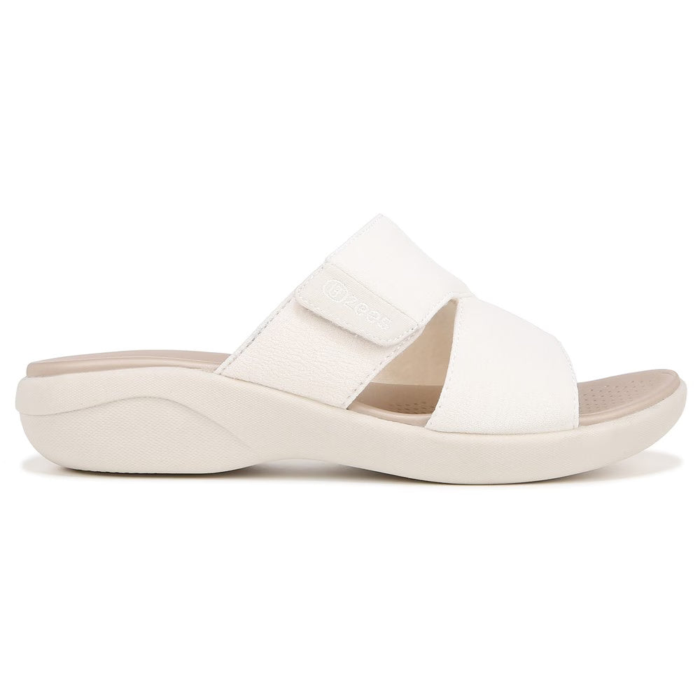 Bzees Women's Carefree Sandals NW/OB