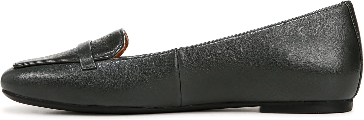 Vionic Women's Hayes Loafers NW/OB