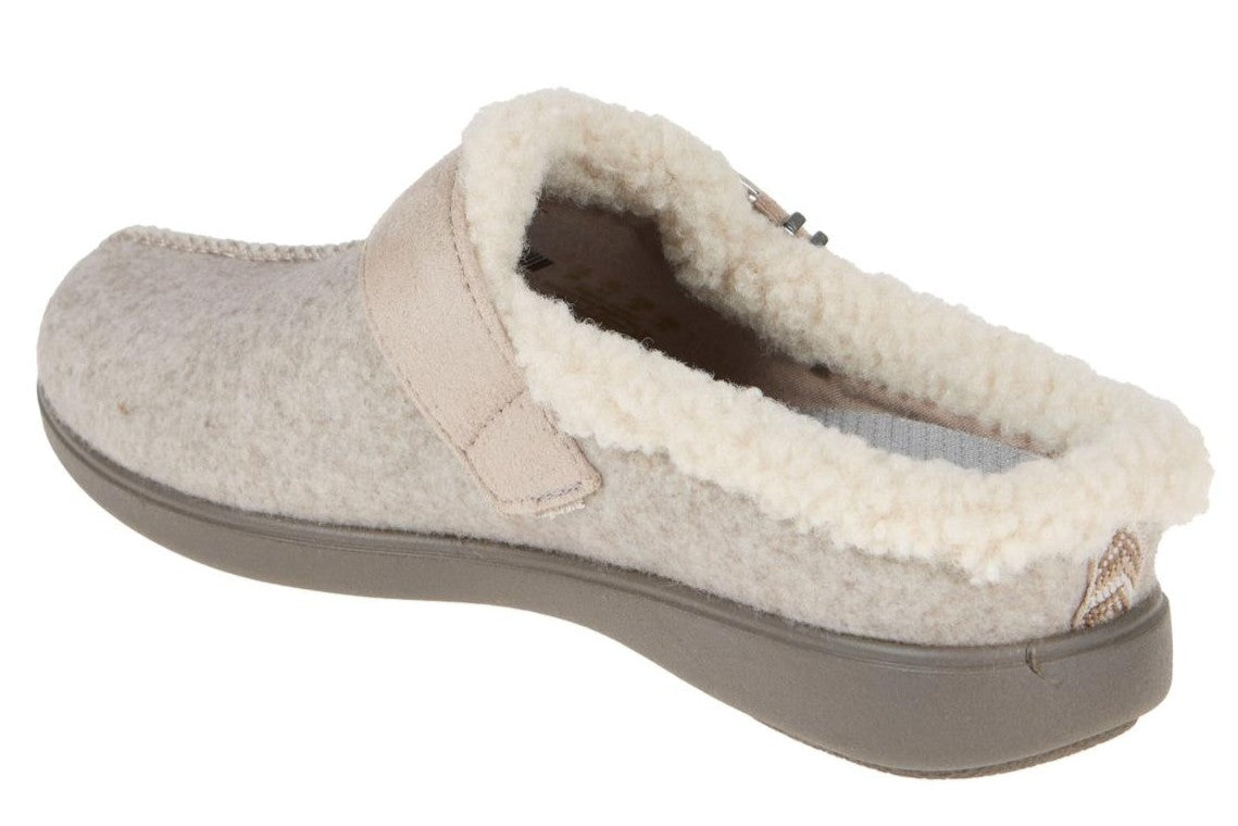 BZees Eternity Women's Cozy Mule NW/OB