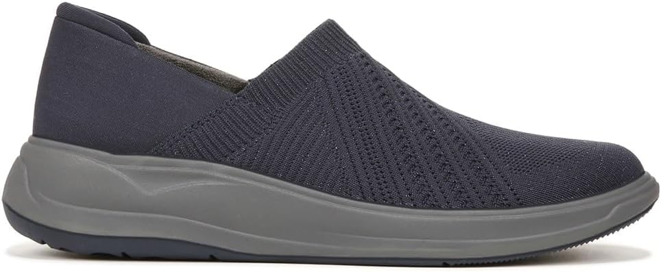 BZees Women's Triumph Slip On NW/OB