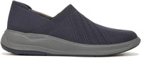 BZees Women's Triumph Slip On NW/OB