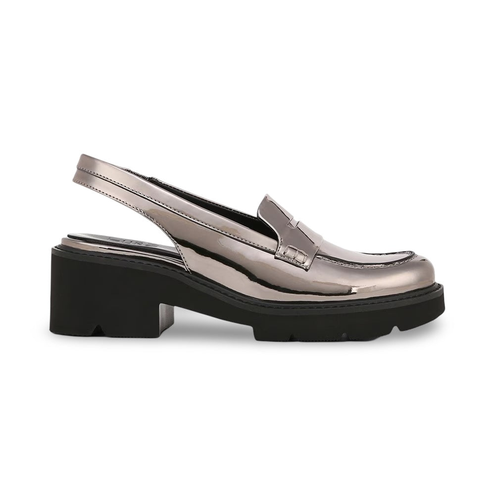 Naturalizer Darry Slingback Women's Lug Sole Loafers NW/OB