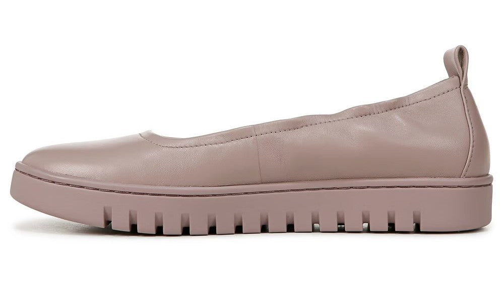 Vionic Women's Uptown Ballet Slip On Flats NW/OB