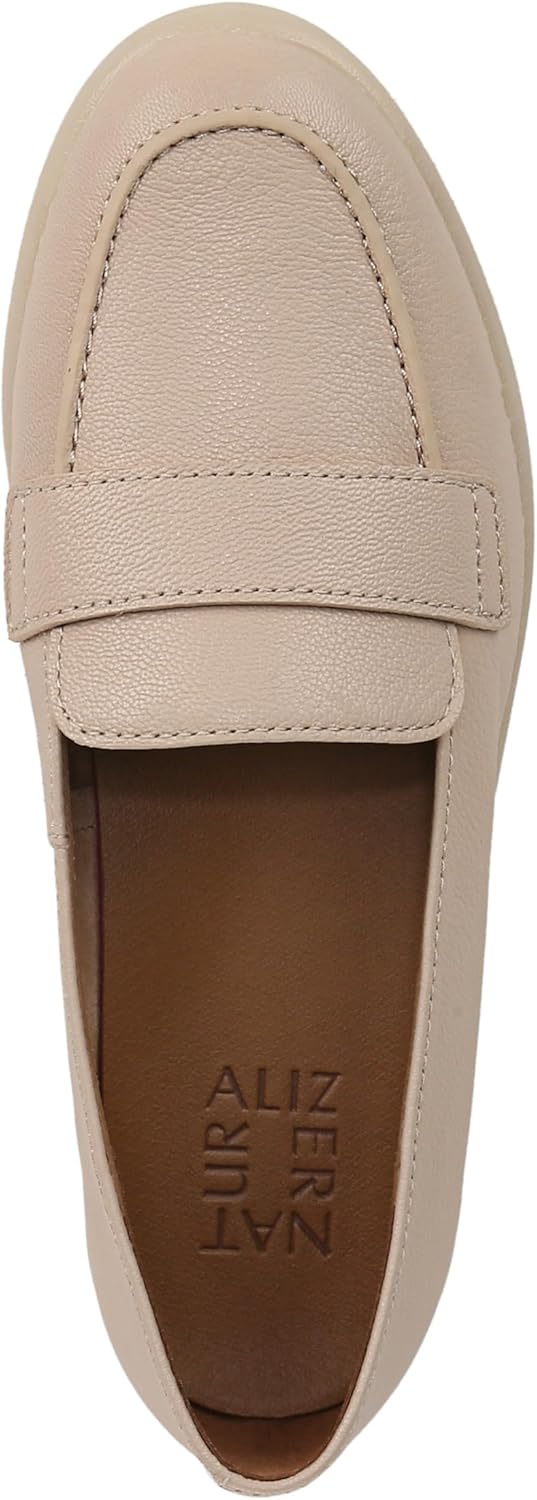 Naturalizer Women's Karis Loafers NW/OB