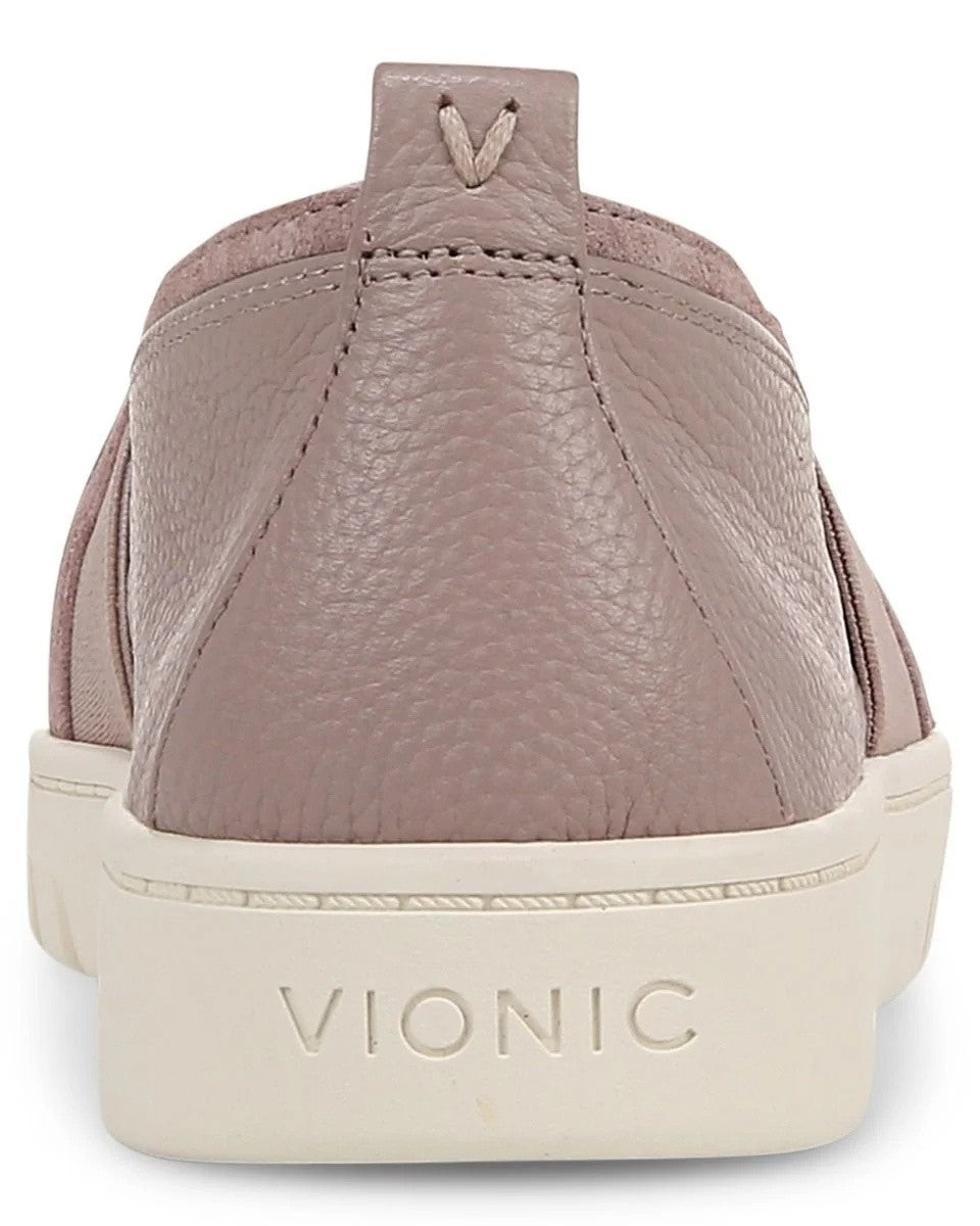 Vionic Cambria Women's Slip On Loafers NW/OB