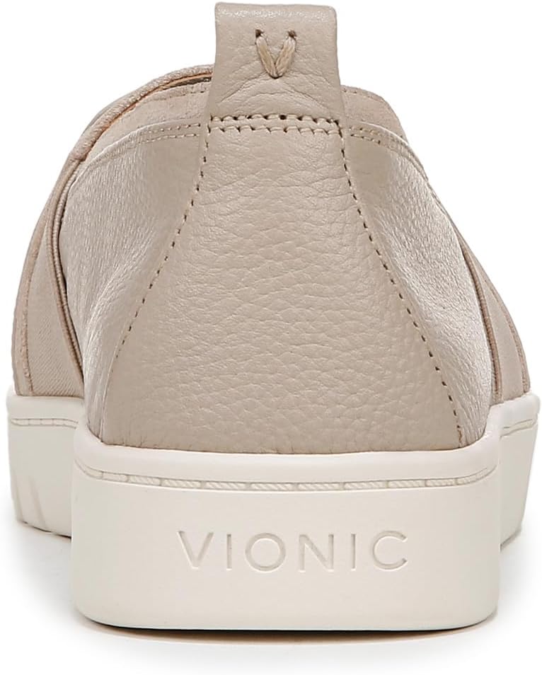 Vionic Cambria Women's Slip On Loafers NW/OB