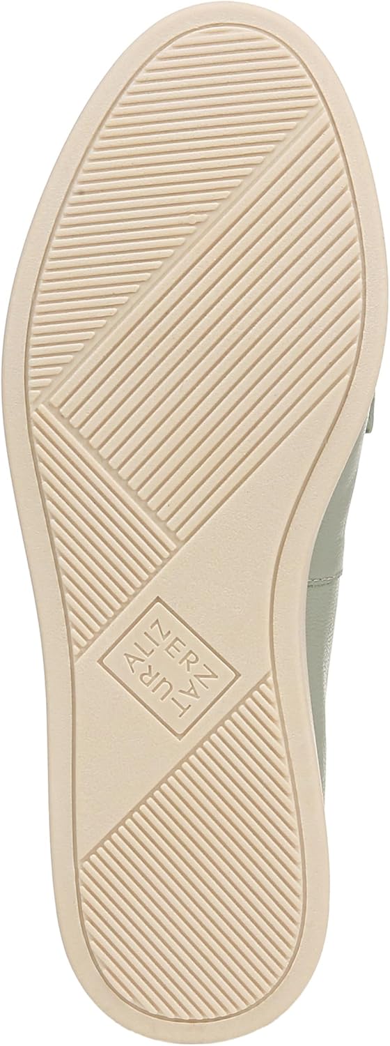Naturalizer Women's Karis Loafers NW/OB
